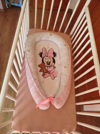 Nido reductor bebé Minnie Mouse