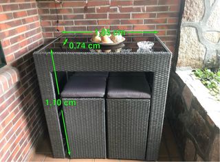 Mesa exterior cristal y 2 taburetes ratán