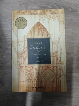 Los pilares de la Tierra (Best Seller) (Spanish...