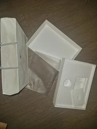 Caja MacBook Pro 15 VACIA