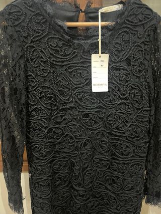 Vestido negro MOSNOVA encaje talla M
