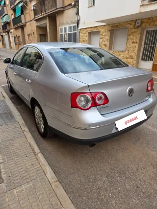 Volkswagen Passat 2010