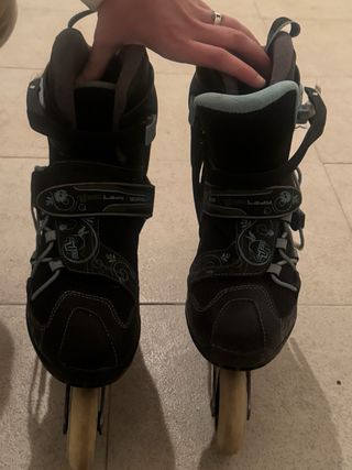 Patines en línea negros 42,5 (yo uso 41)