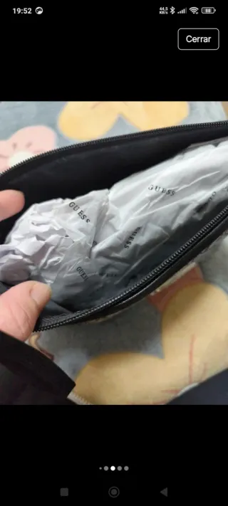 Neceser Guess Negro y Gris