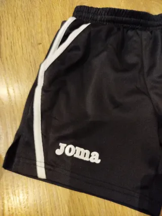 Pantalones cortos Joma y Kappa