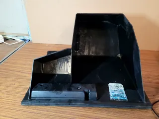 Guantera Peugeot 205