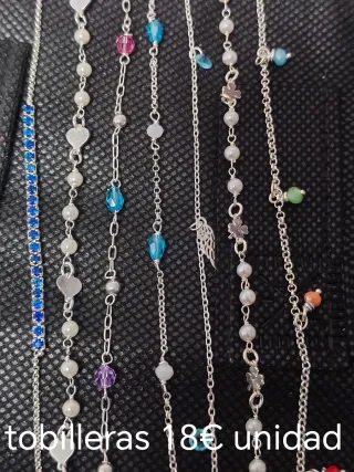 Tobilleras de plata con abalorios