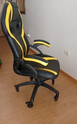 Silla Gaming Mars Gaming Negra y Amarilla