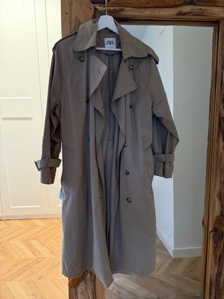 Gabardina Zara Beige oversize