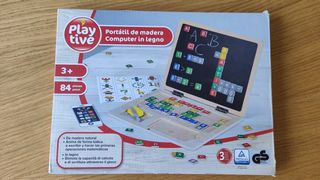 Portátil de madera educativo