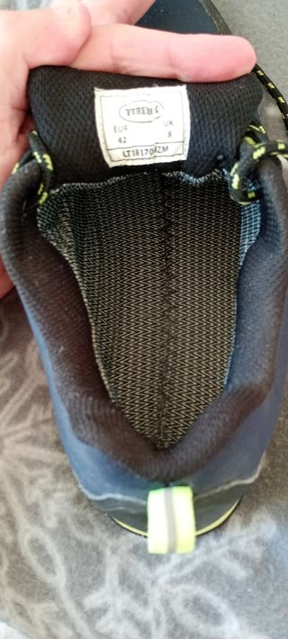 Zapatillas trekking REDES Talla 42