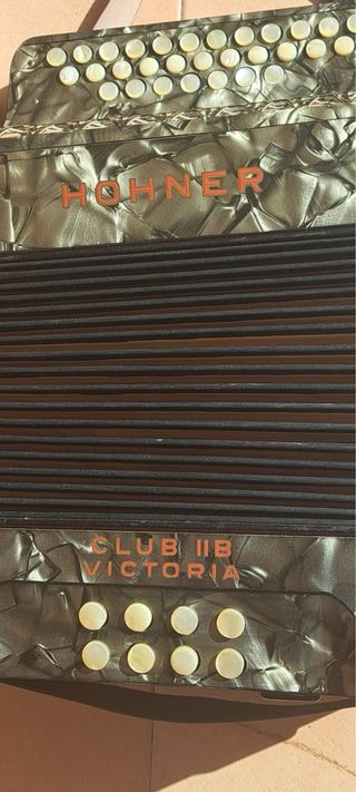 Acordeón Diatónico Hohner Club IIB Victoria
