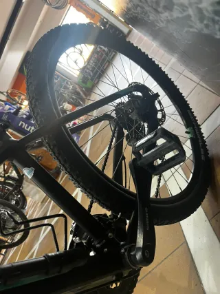 Bicicleta Montaña Cube Access WS Negra/verde