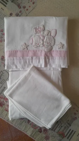 Set culla neonata con orsetti e coniglietto