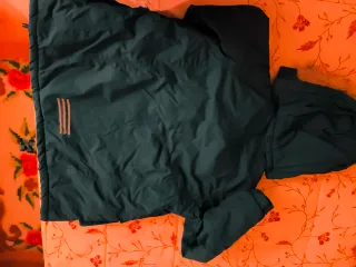 Abrigo Mountain Warehouse 11-12 años