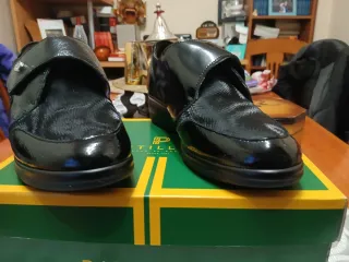 Zapatos Pitillos Piel Negros Nuevos