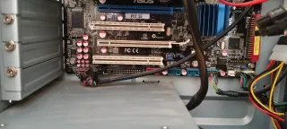 PC Asus Intel I7 950 con Windows 10 pro.