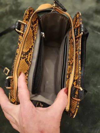 Bolso estampado serpiente
