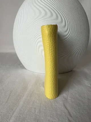 Monedero pequeño 100% piel amarillo – Alta calidad