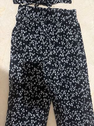 Conjunto top y pantalón estampado floral