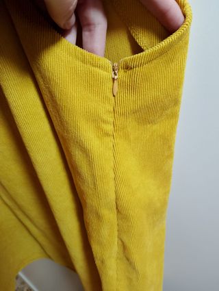 Peto de pana mostaza