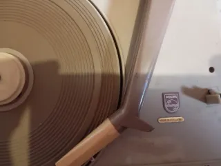 Tocadiscos Philips All Transistor Beige