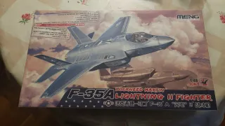 MAQUETA AVION