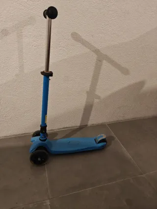 Patinete 3 ruedas ajustable azul