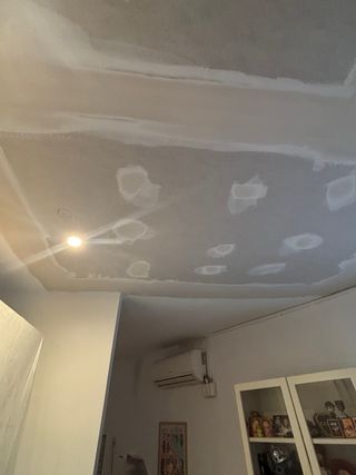 hacemos todo tipo de reformas , baños , cocinas .