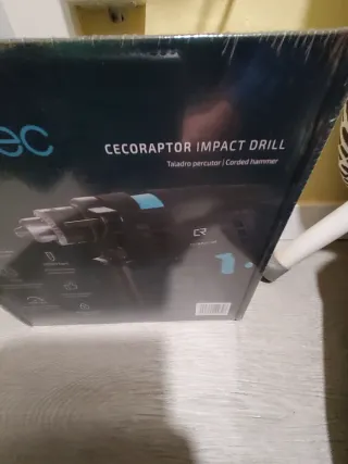Taladro percutor Cecotec a estrenar.