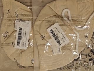 Chapéus de criança com padrão de peixe