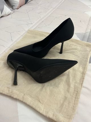 Zapatos Stiletto de tacón.