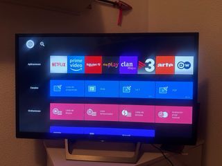 Smart TV Sony 35 buen estado