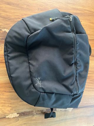 Bandolera Arc'teryx Grande Negra Roja