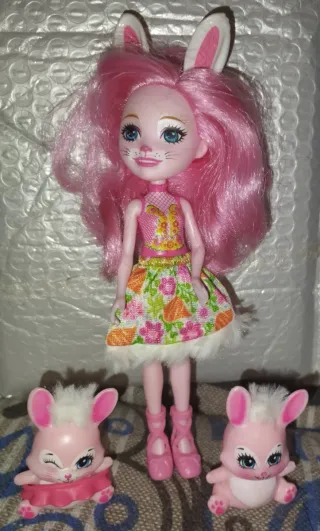 Muñecas Enchantimals con animales