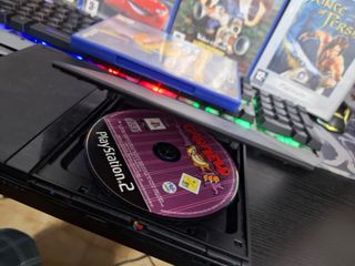 Consola PS2 Slim Negra + 1 Mando + 6 Juegos