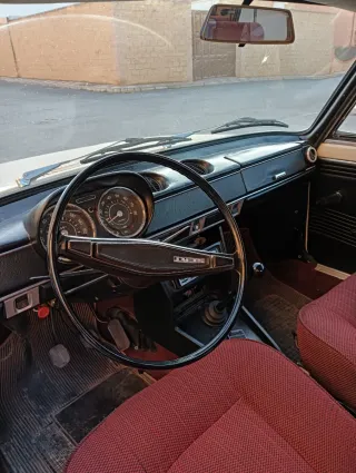 Cambio coche clásico por otro de mi interés.