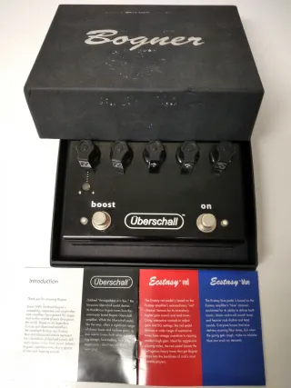 Bogner Überschall, pedal nuevo.
