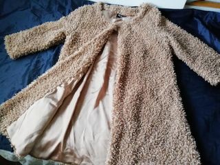 Abrigo corto DORADO "RIZOS ORO" borreguito S.