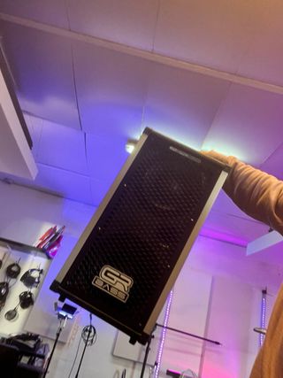 Pantalla Bajo GR Bass AT208