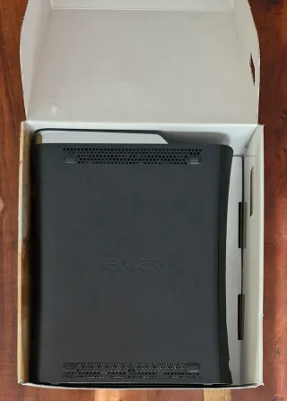 Consola Xbox 360 Call of Duty Modern Warfare 2