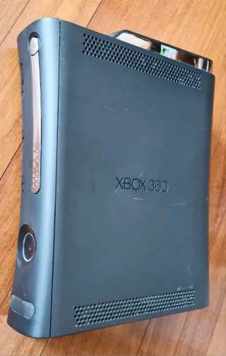 Consola Xbox 360 Call of Duty Modern Warfare 2