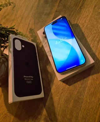 iPhone 16 Plus Blanco + Funda Original