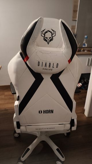 Silla Gaming Diablo Negra y Blanca