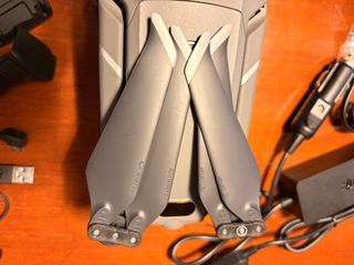 Dron DJI Mavic 2 Zoom + Accesorios