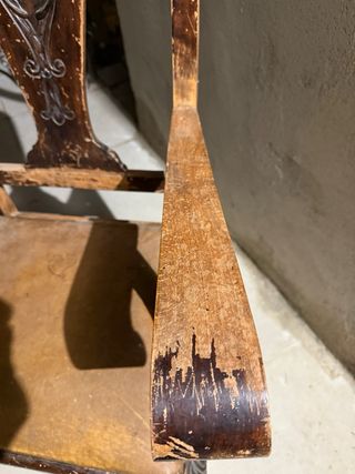 Sillón Roble Tallado Estilo Carolean