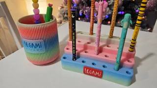 Set portapenne Legami espositore e barattolo