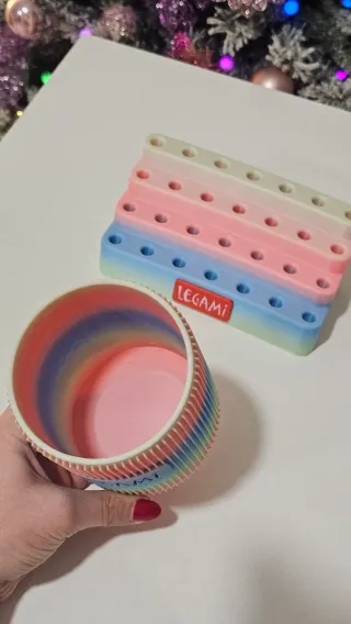 Set portapenne Legami espositore e barattolo