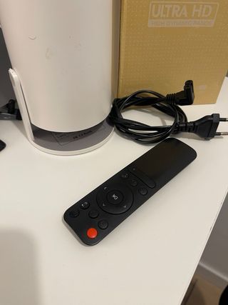 Proyector HY300 Android 11 1GB/8GB Soporta 4k