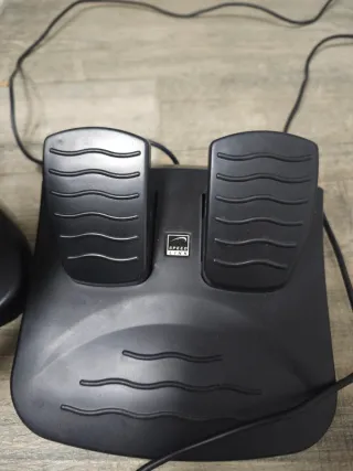 Volante y Pedales Xbox Clásica